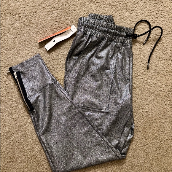 Standing Tree Silver Side-Zip Sweatpants | NET - Picture 5 of 10